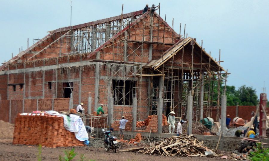 Trong quá trình xây nhà, gia chủ chỉ cần trao đổi thông tin, yêu cầu và phê duyệt phương án thiết kế Trong quá trình xây nhà, gia chủ chỉ cần trao đổi thông tin, yêu cầu và phê duyệt phương án thiết kế.